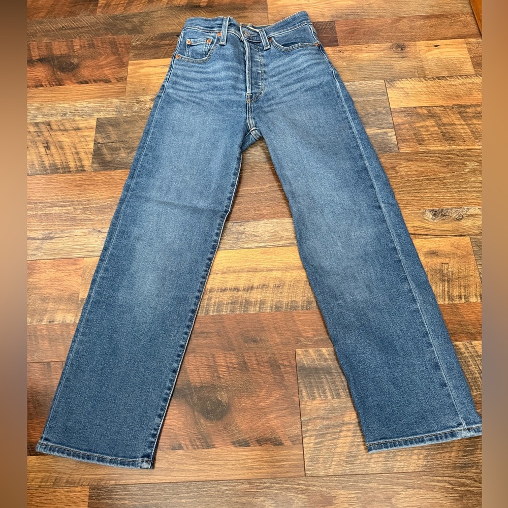 Levi's Ribcage Straight Ankle Jeans 24x27